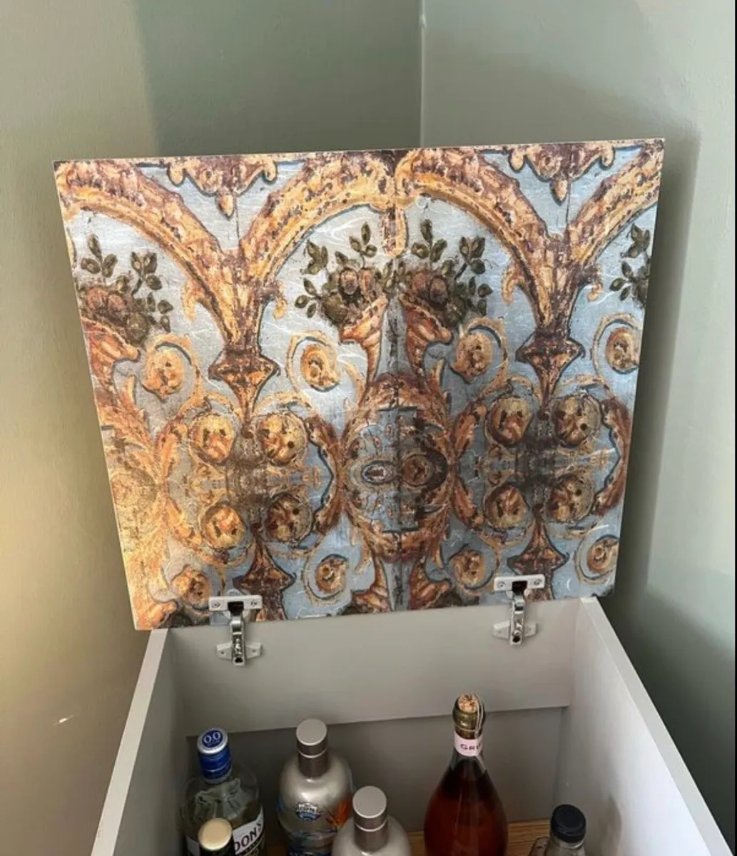 Drinks / vinyl cabinet - Image 2
