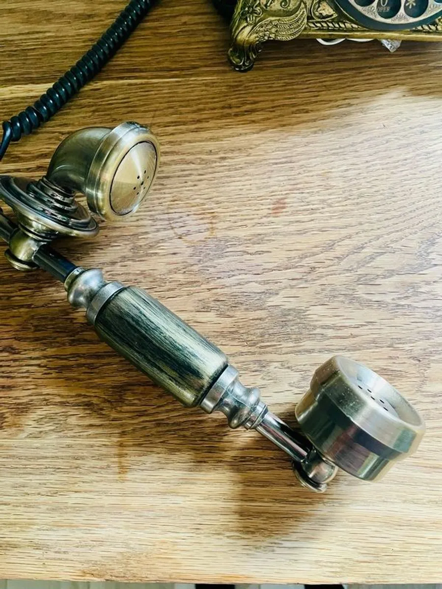 House Phone - Image 3