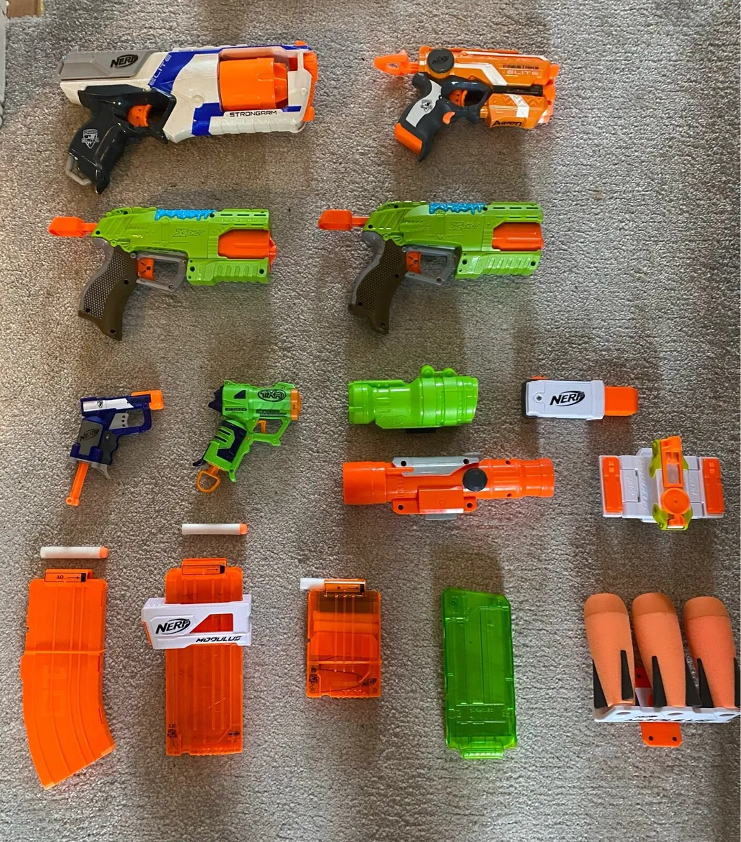 Nerf guns and accessories - Image 2
