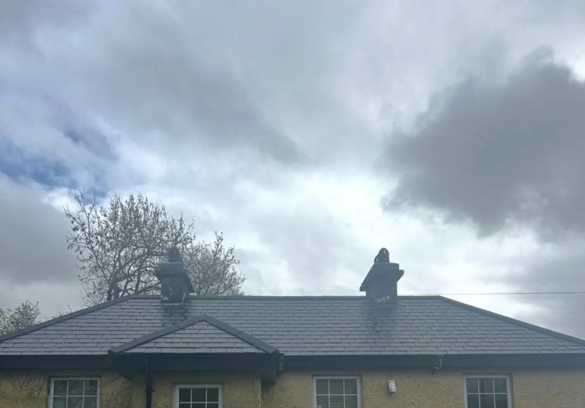 Natural roof slate. - Image 1