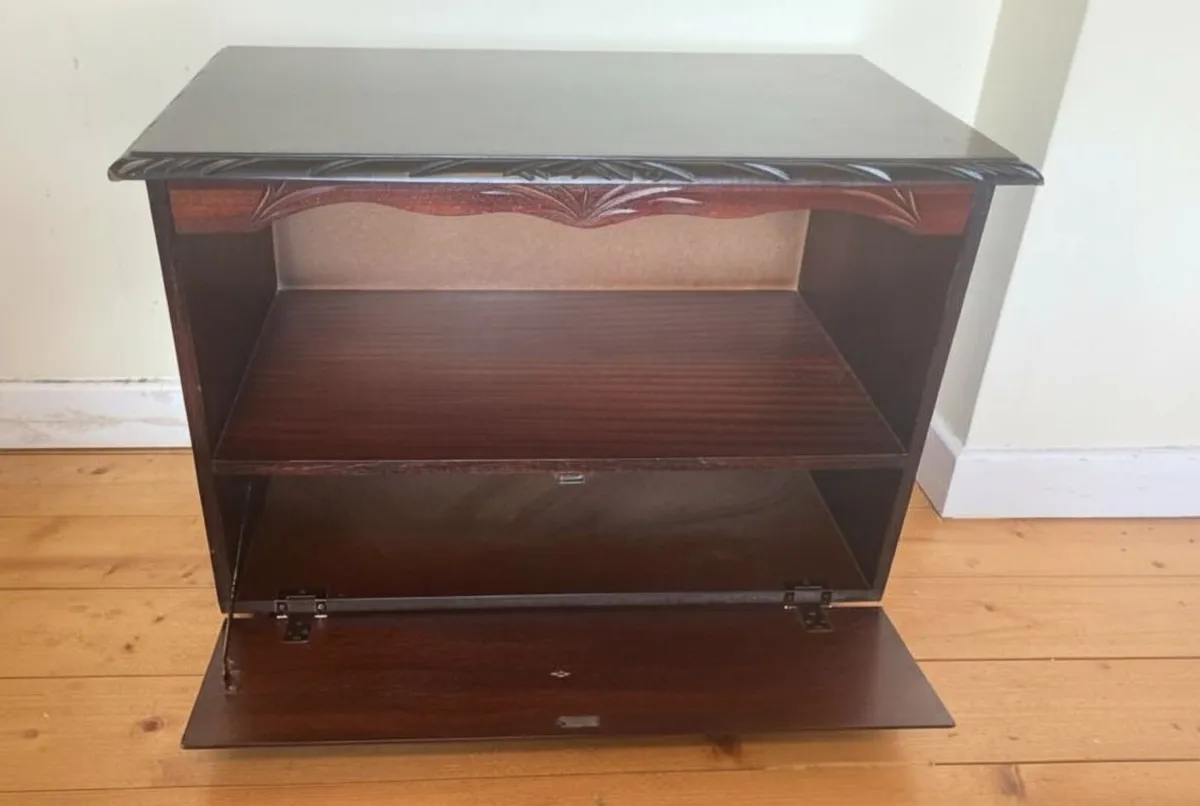 Rossmore Mahogany Cabinet – Stylish Storage Unit - Image 1