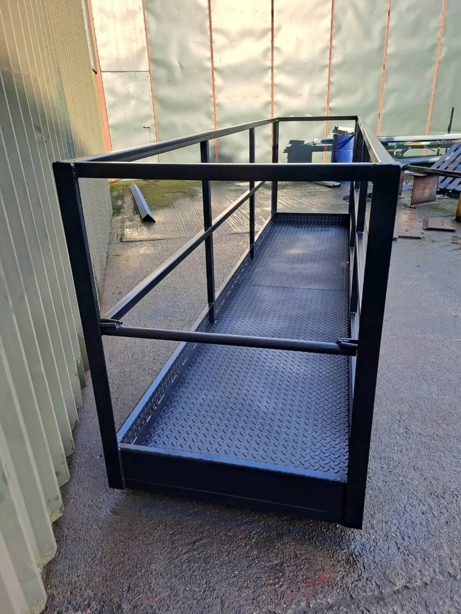 Man basket - Image 2