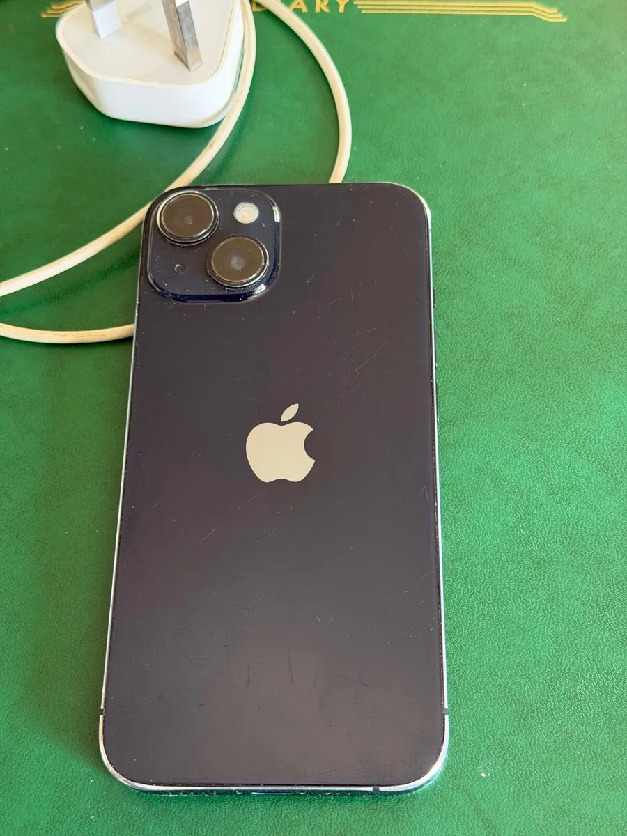iPhone 14 128 GB Midnight Black Unlocked - Image 4