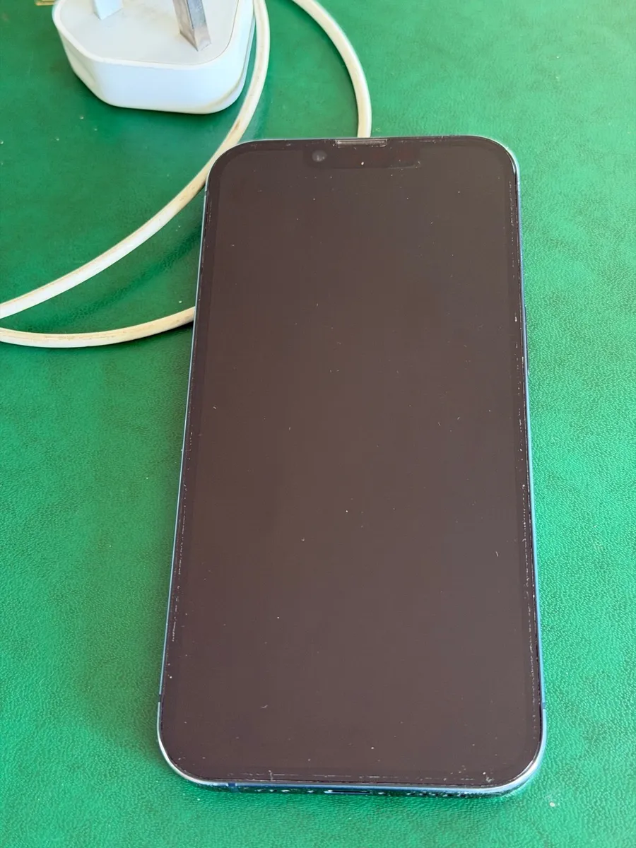 iPhone 14 128 GB Midnight Black Unlocked - Image 3