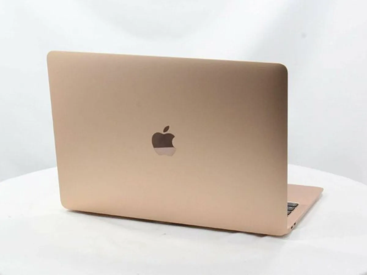 Macbook Air M1 Macbook Air M1 Macbook Air M1 Macbo