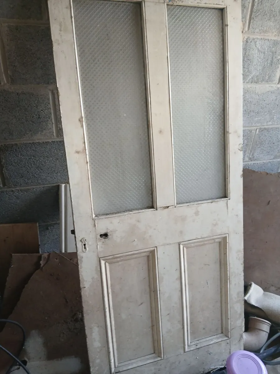 Old 1890s origionsl glazed old pine internal door - Image 3