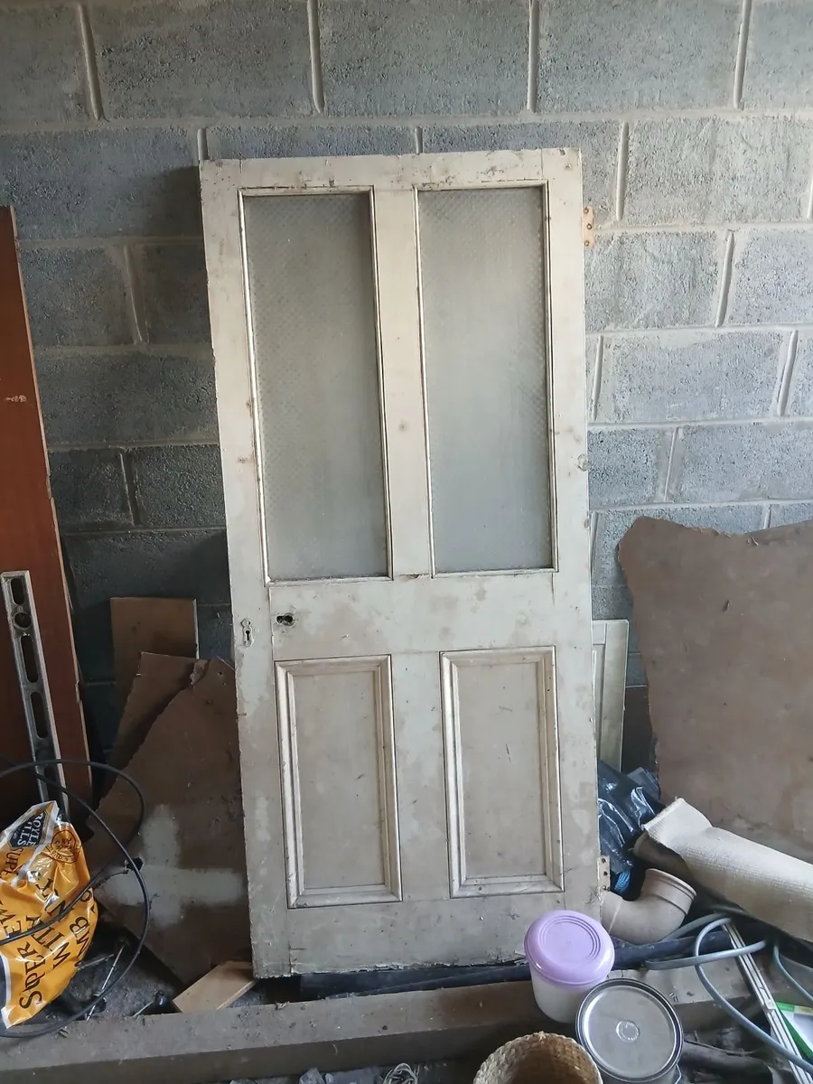 Old 1890s origionsl glazed old pine internal door - Image 1