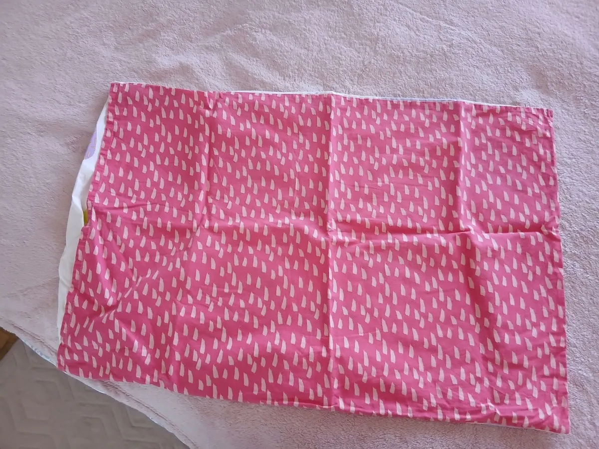 Double Duvet Cover & 2 pillow cases - Image 2