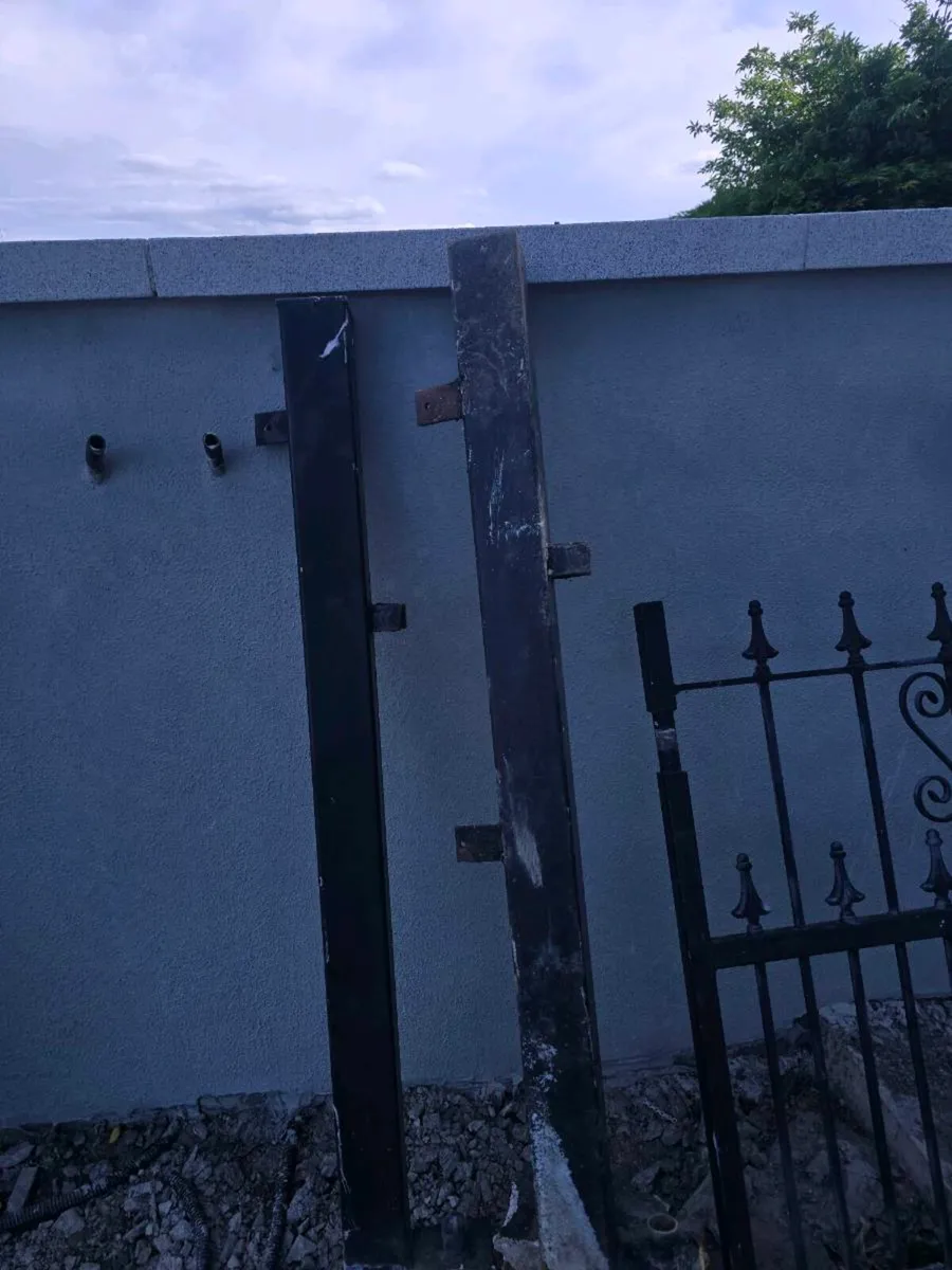 Gates - Image 4