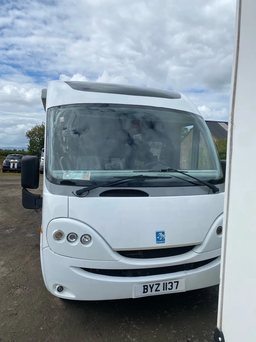 Motorhome - Image 3