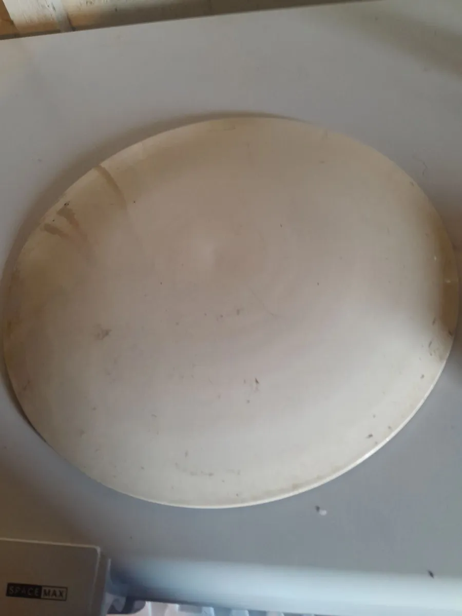 Two handpainted porcelain chargers - Image 3