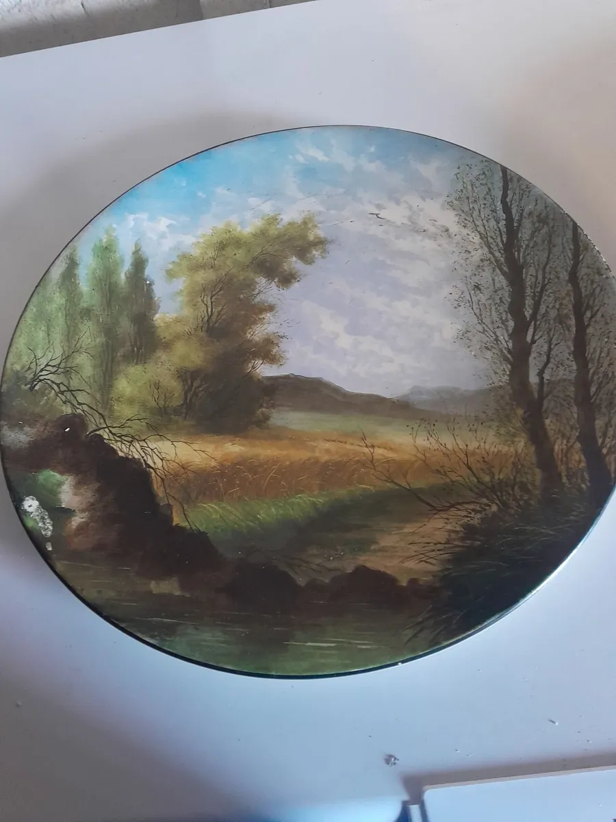 Two handpainted porcelain chargers - Image 4