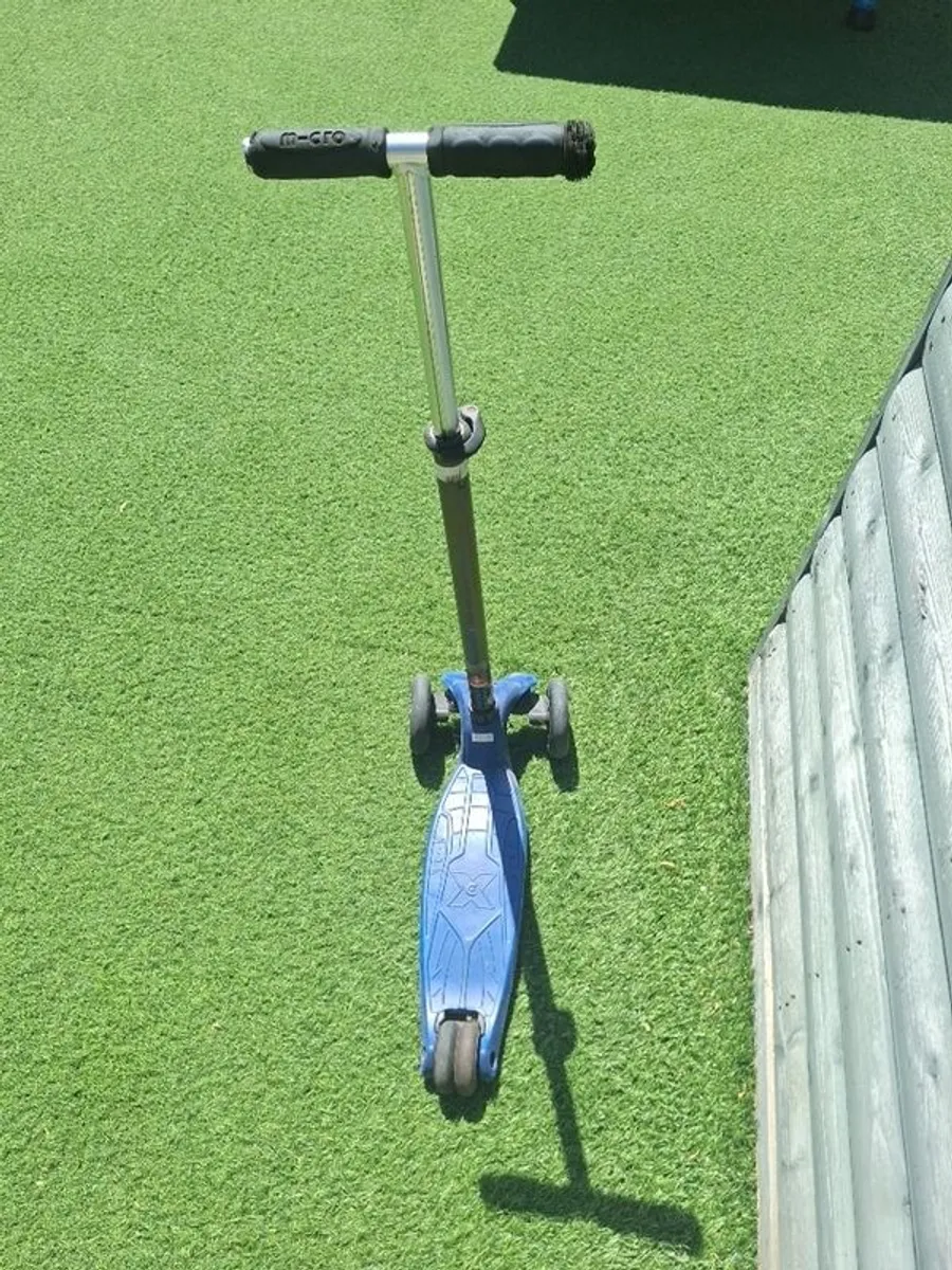 Scooter - Image 2
