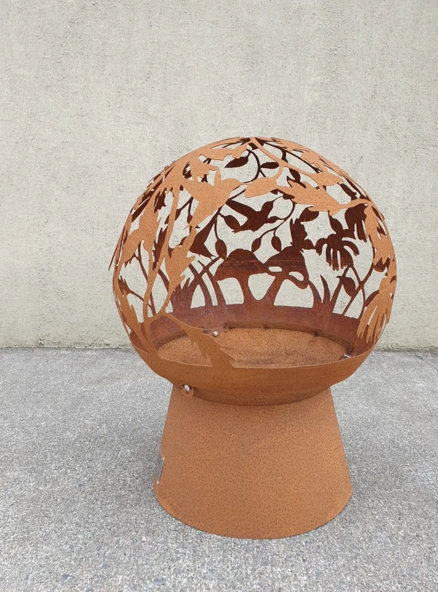 Large Fire pit la Hacienda Globe - Image 2