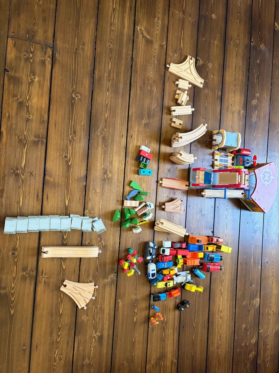 Wooden Train Set - Image 1