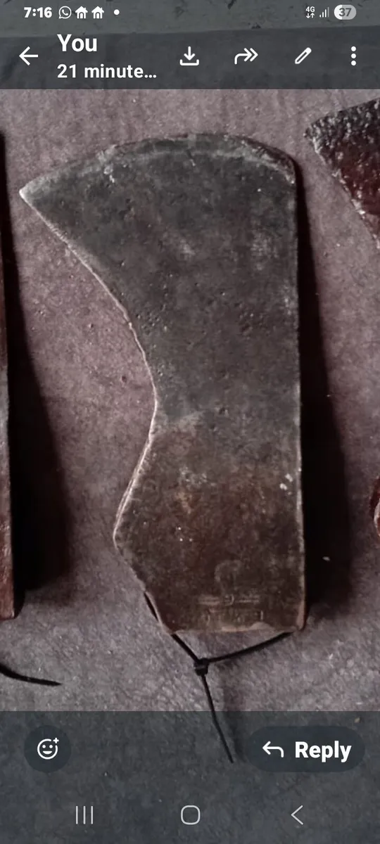 axe - Image 1