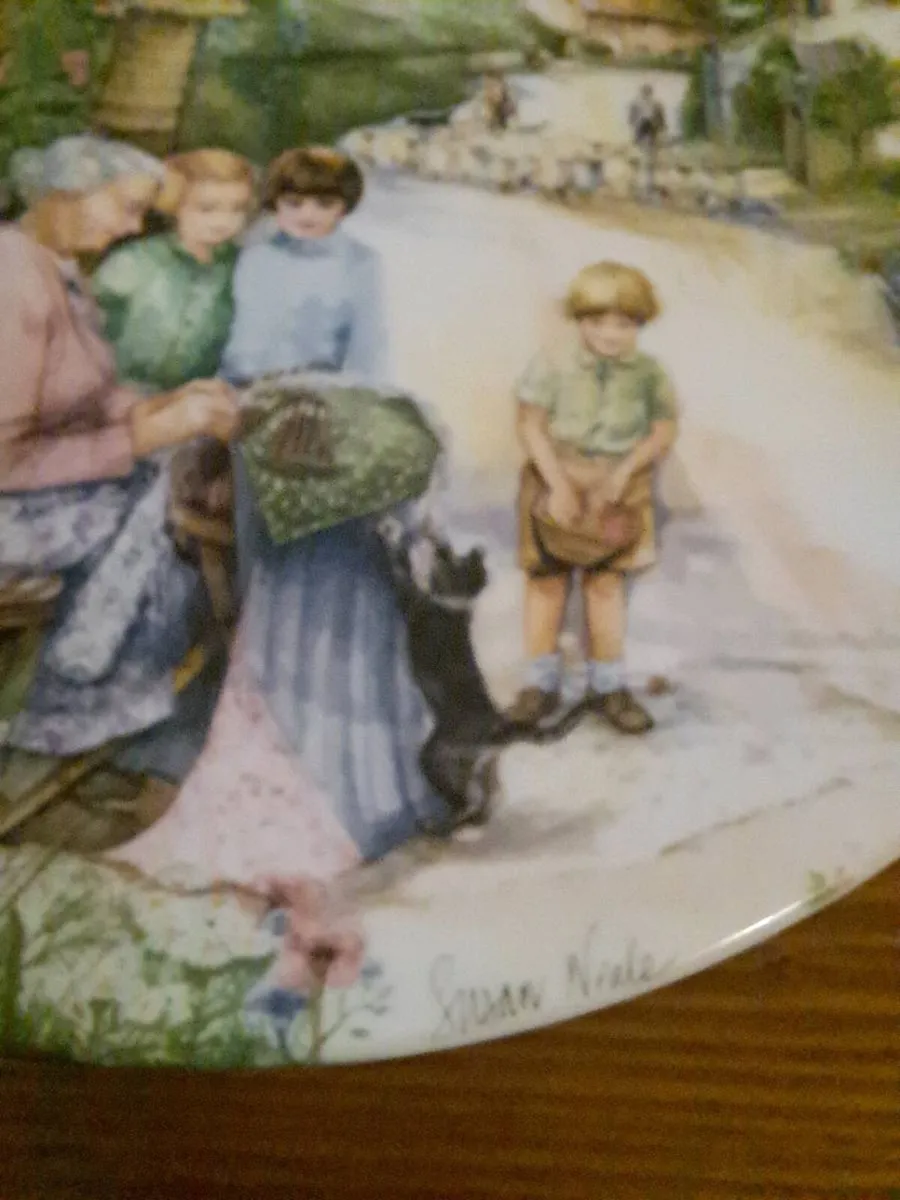 Royal Doulton The Lacemaker Collector Plate - Image 4