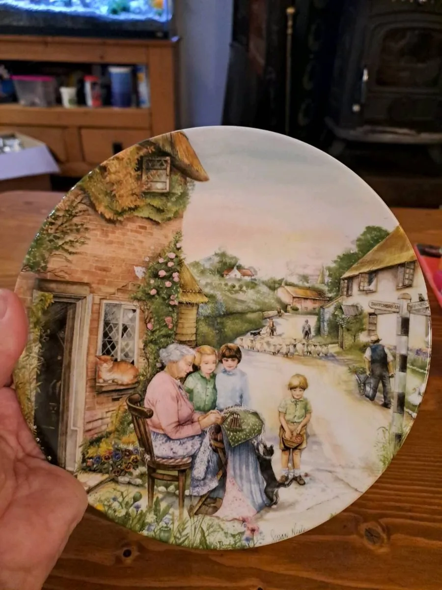 Royal Doulton The Lacemaker Collector Plate - Image 1