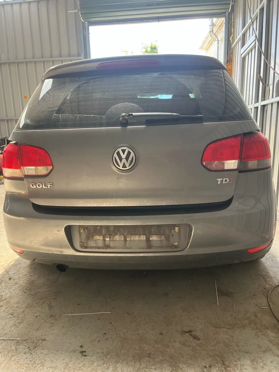 Vw golf 1.6TDI 2010 - Image 2