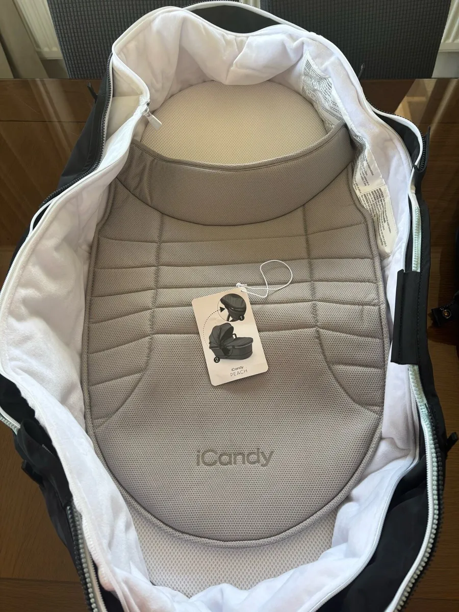 I Candy Peach Pram - Image 1