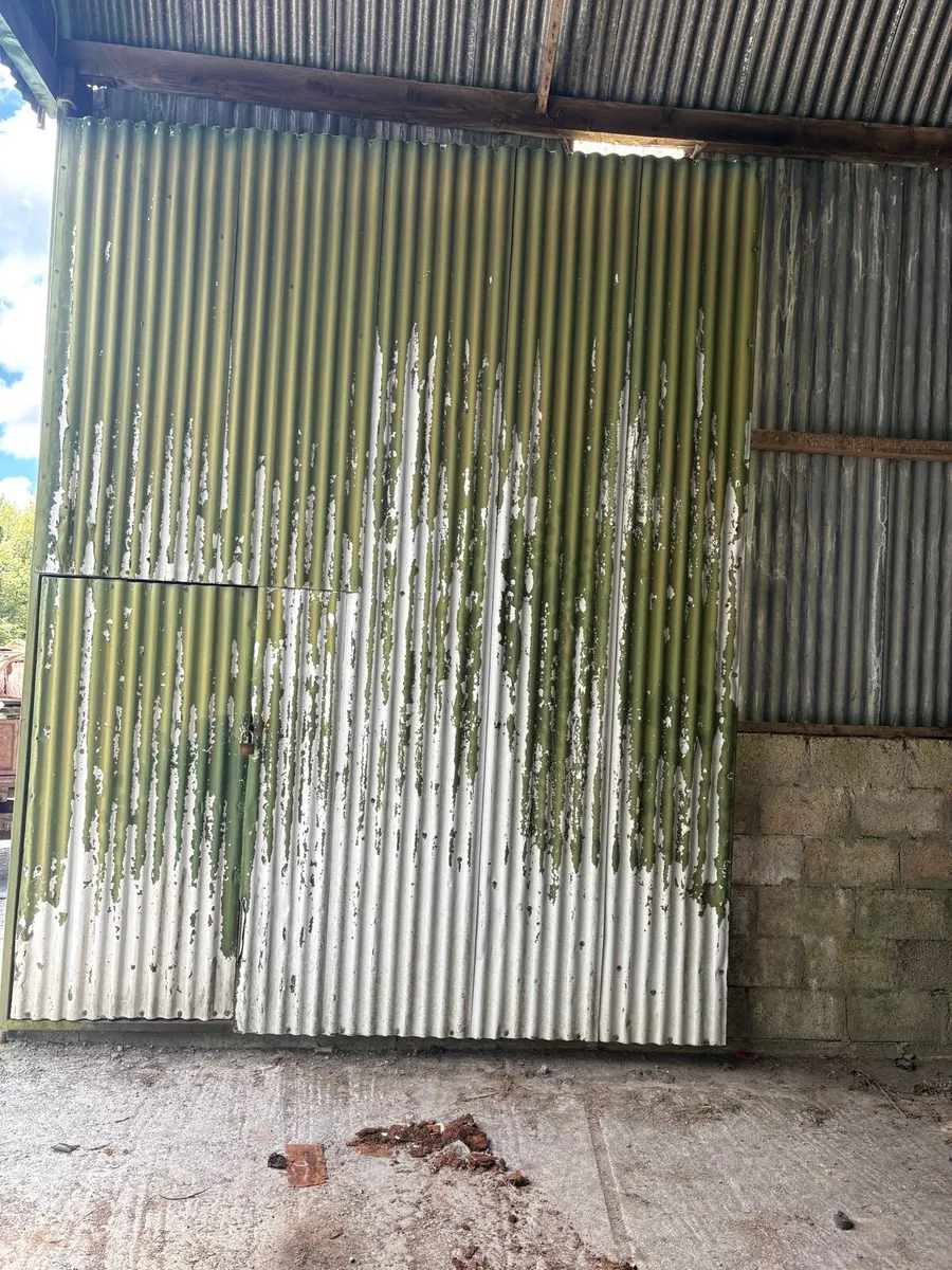Hay shed - Image 4