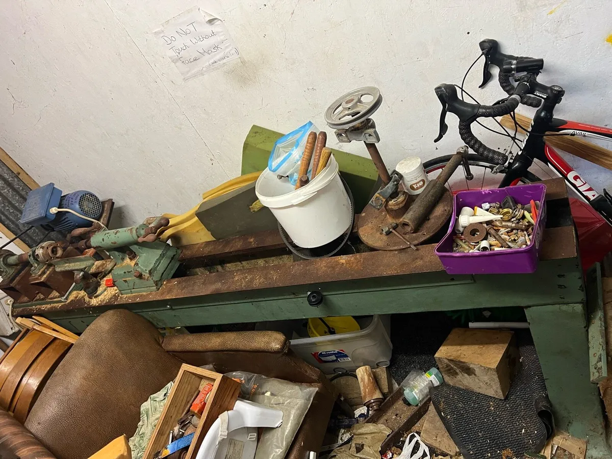 Old style lathe - Image 1