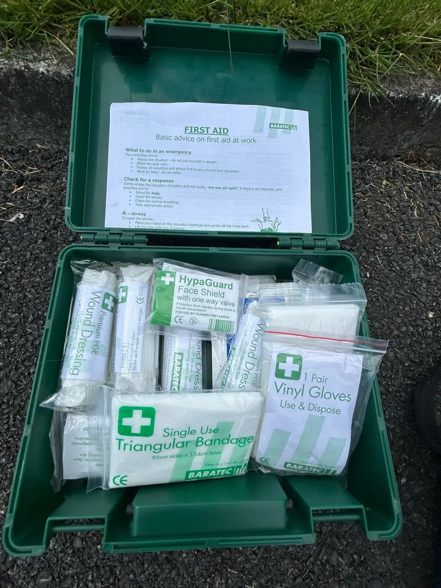 First aid bag and box - Image 2