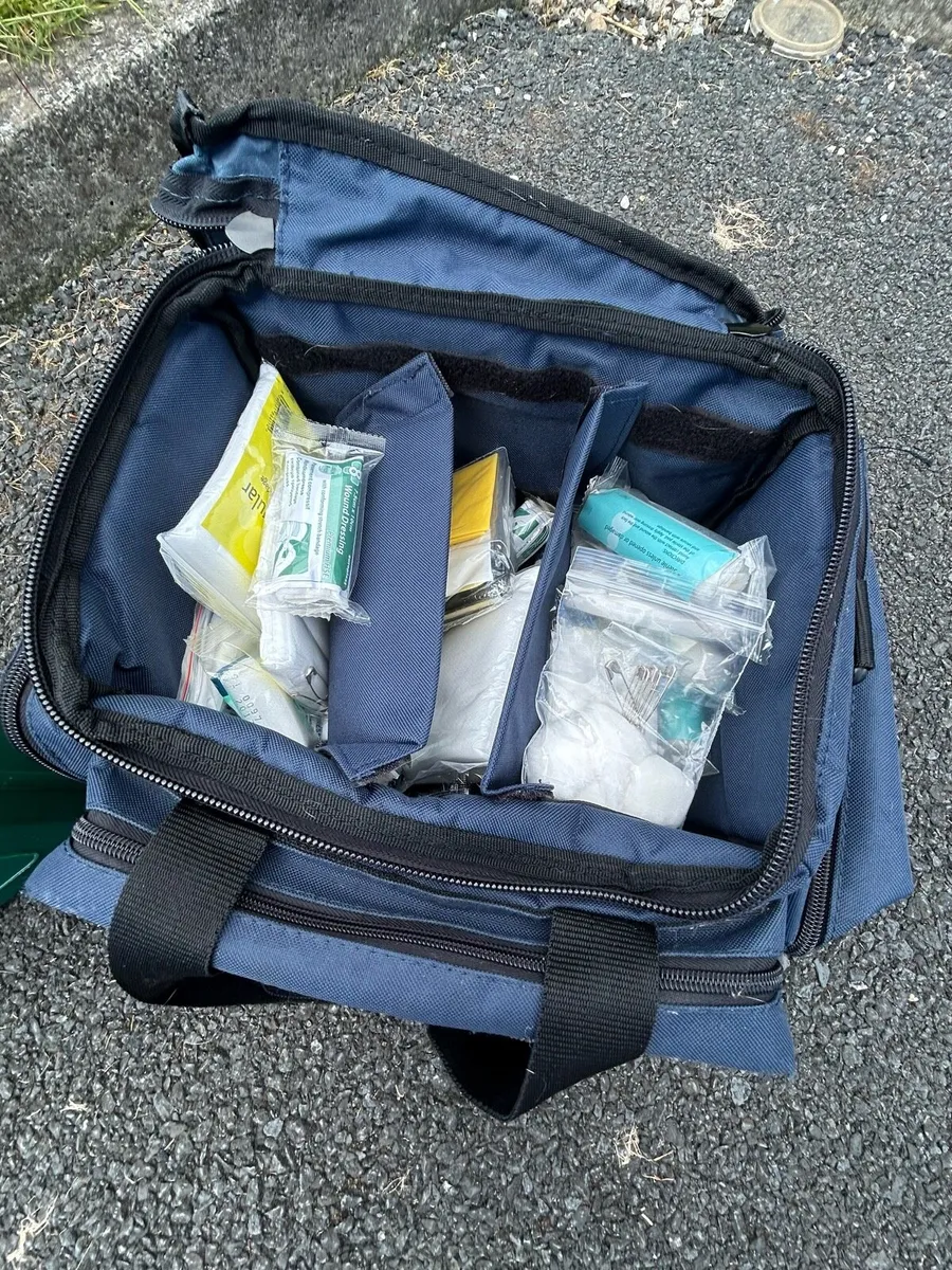 First aid bag and box - Image 3