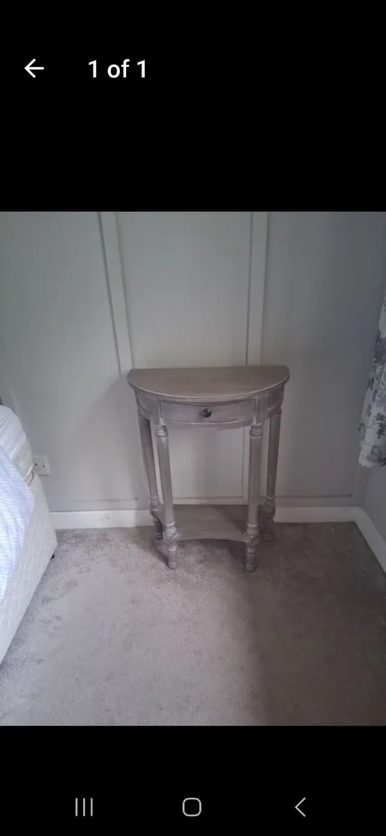 Bedside table