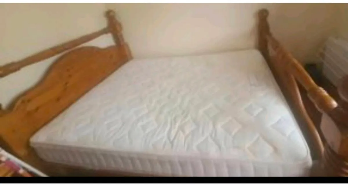 King size bed with respa mattress - Image 1