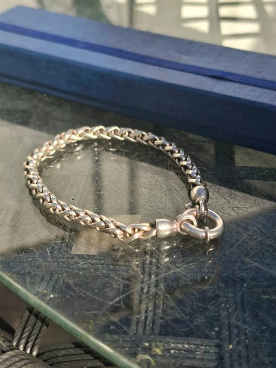 Lovely Vintage .925 Silver Wheat chain Bracelet - Image 3
