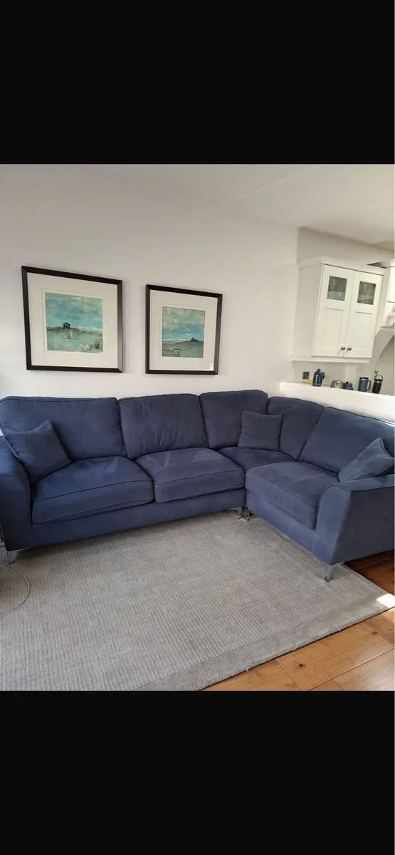 Navy corner sofa - Image 1