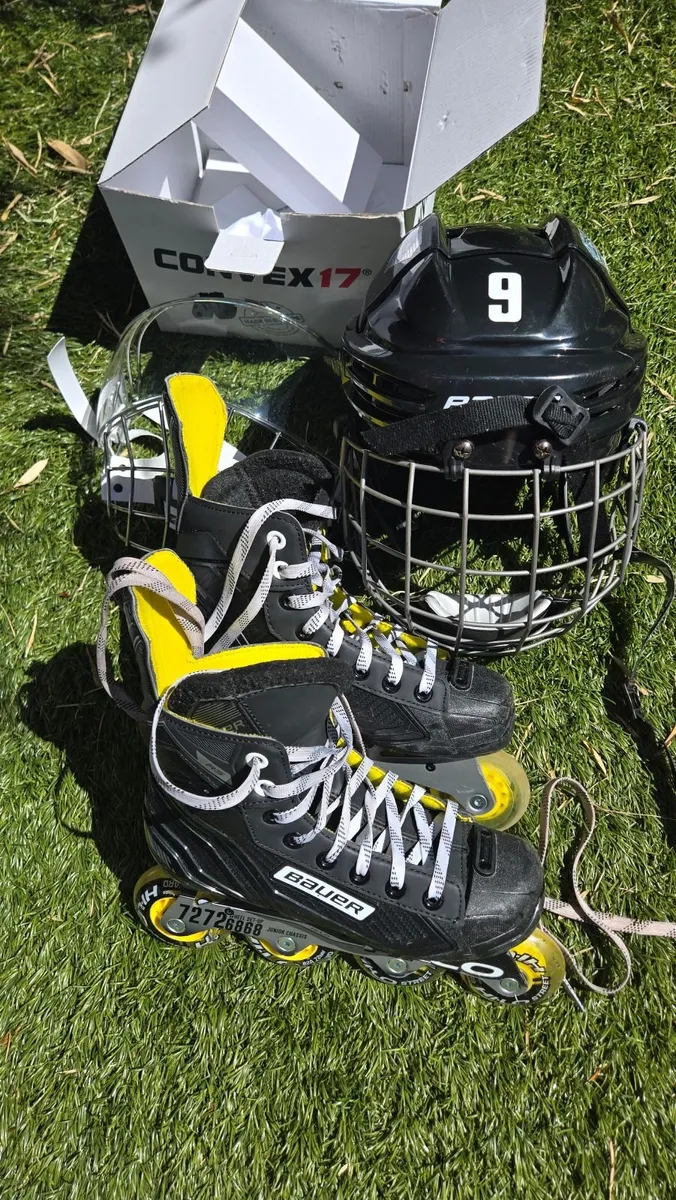 Roller hockey items - Image 3