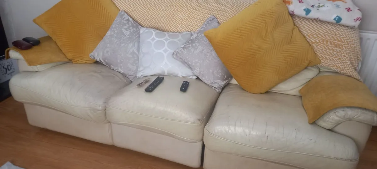 Sofa's - Image 1