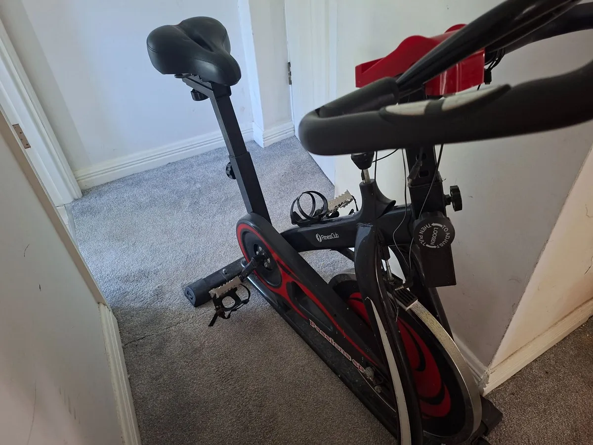 Exercise bike - Image 1