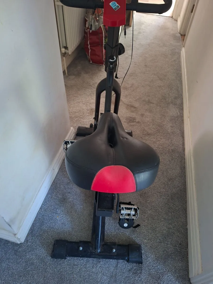 Exercise bike - Image 4