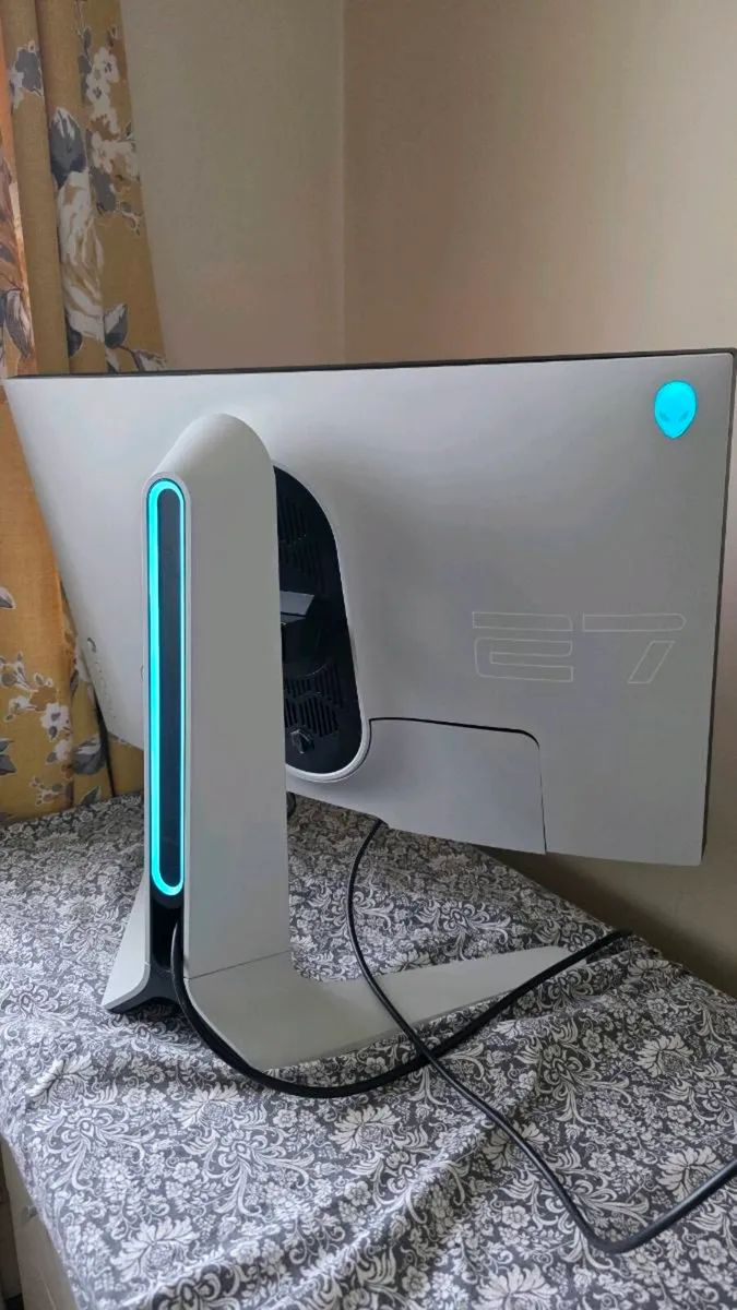 Alienware 27" 240hz gaming monitor - Image 1
