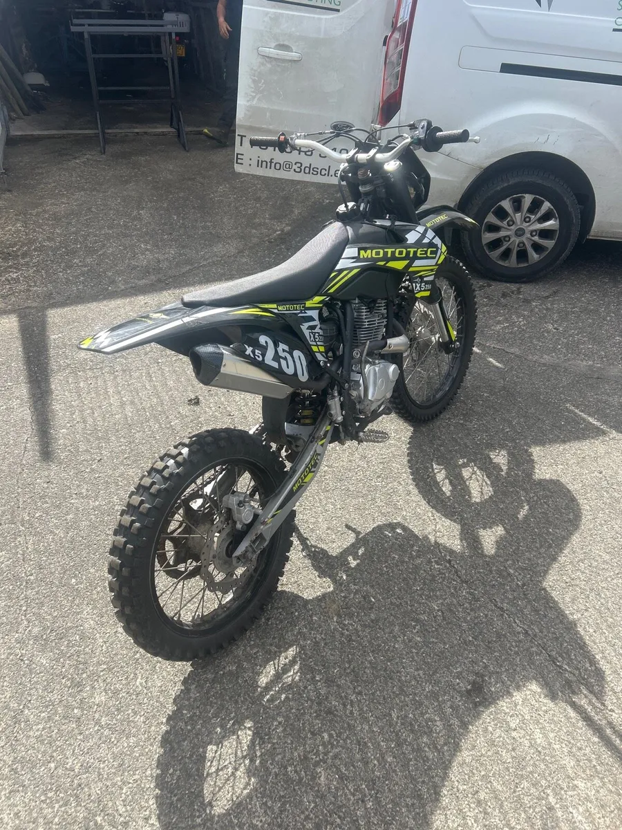 250 dirt bike - Image 3