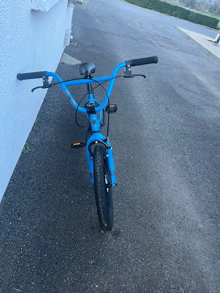 BMX bike - Image 2