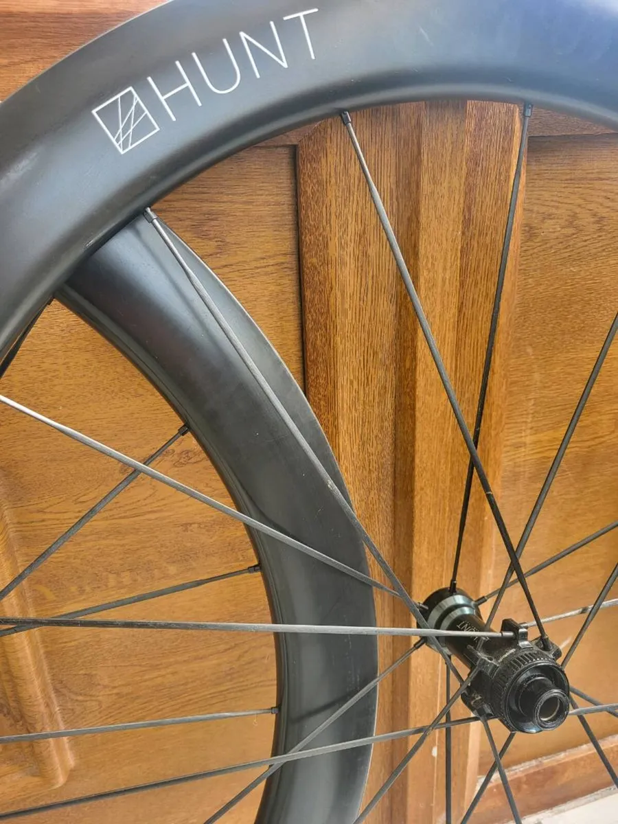 Hunt 54 aerodynamicist carbon spoke wheelset - Image 3