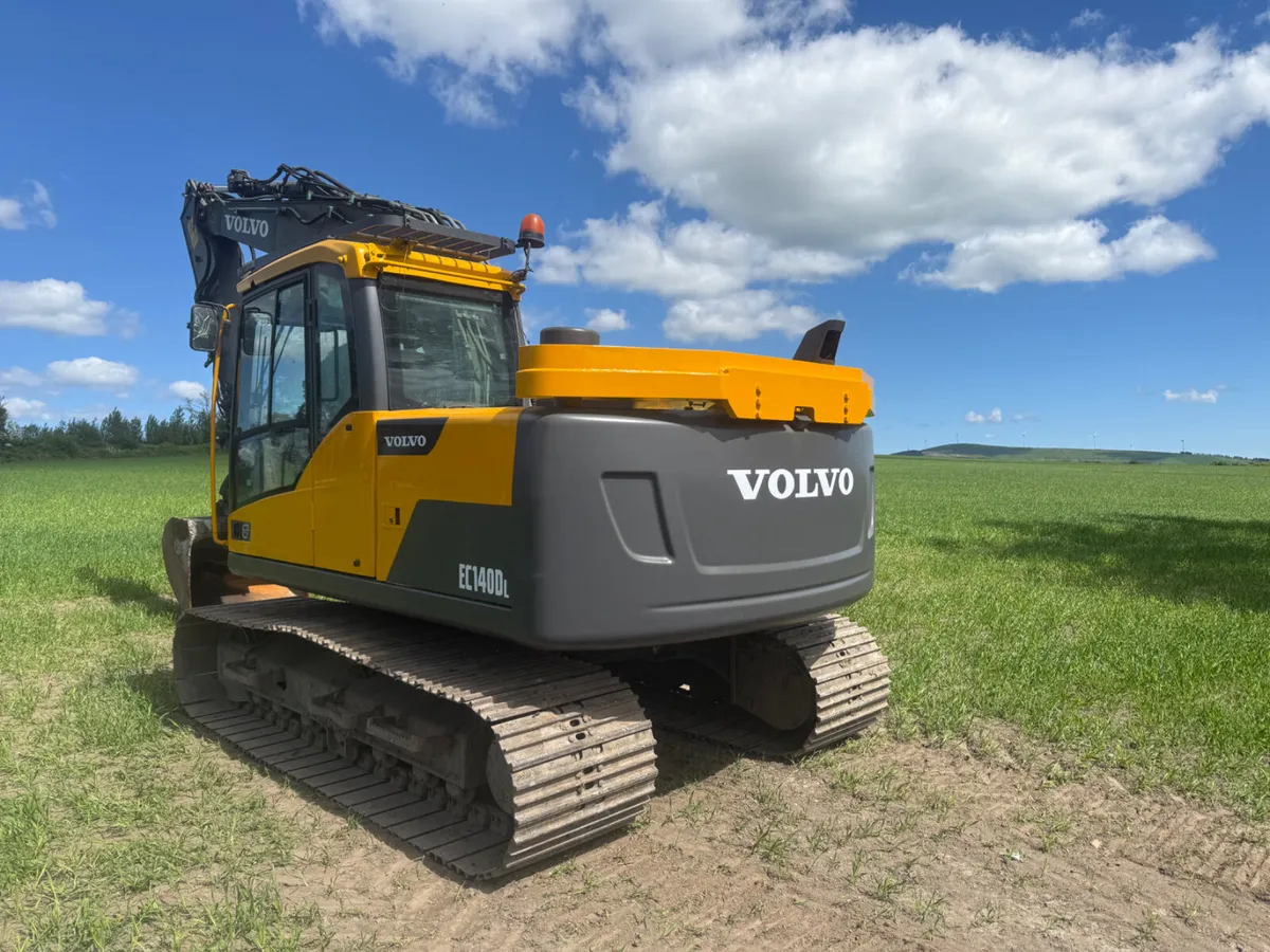 2013 Volvo EC140DL 8600 hours €35950 No Vat - Image 2