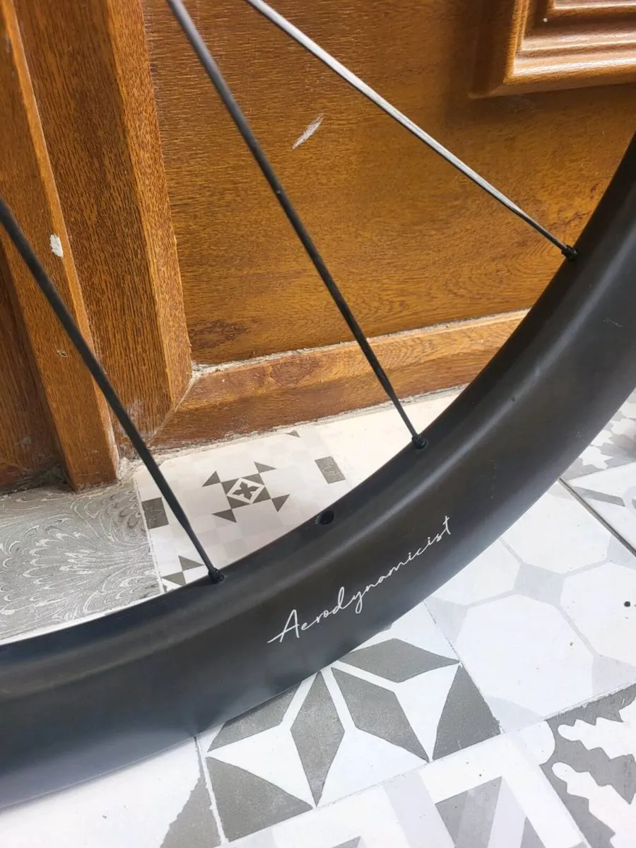 Hunt 54 aerodynamicist carbon spoke wheelset - Image 4