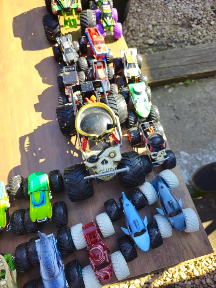 Hot wheels - Image 1