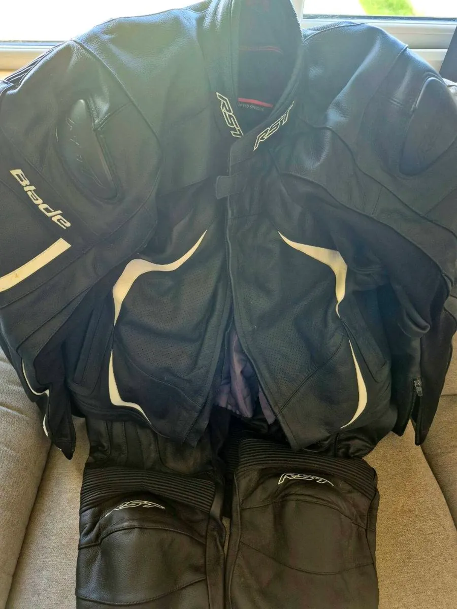 Motorcycle Leathers, RST Blade - Image 1