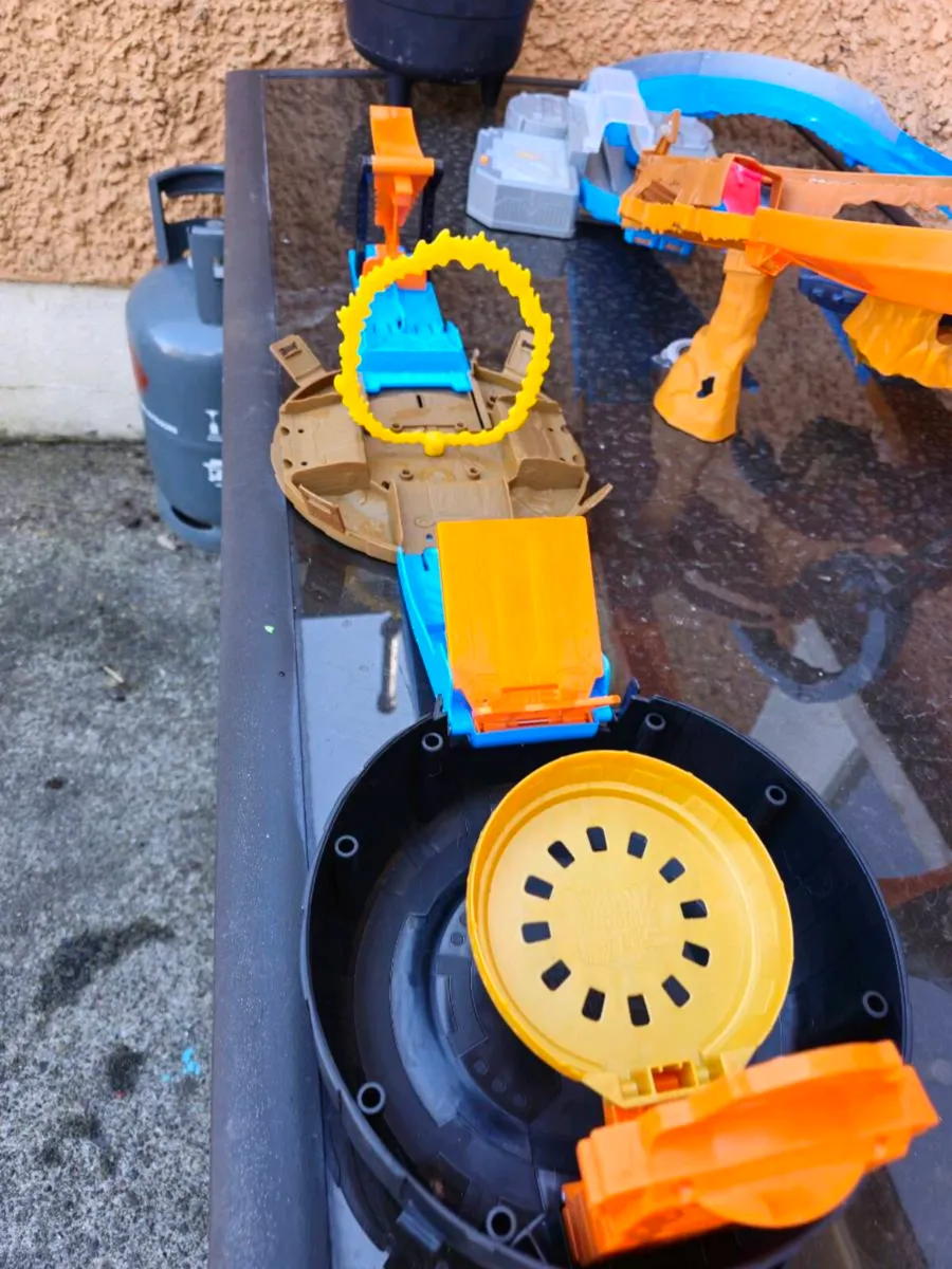 Hot wheels - Image 1