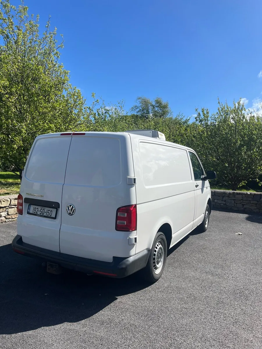 2019 Vw transporter - Image 3