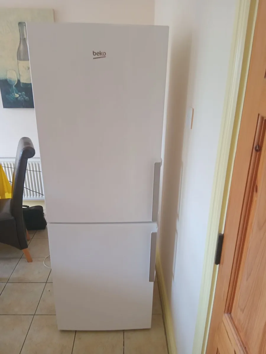BEKO FRIDGE FREEZER - Image 3