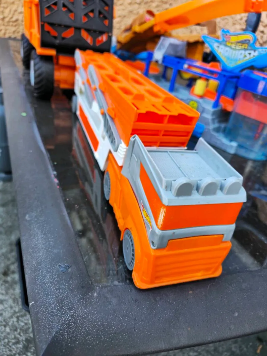 Hot wheels - Image 2