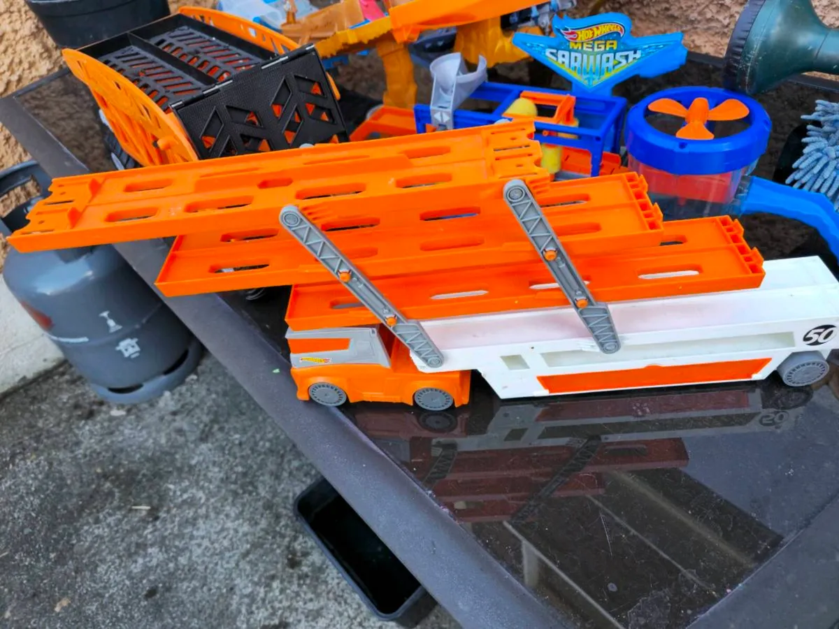 Hot wheels - Image 4