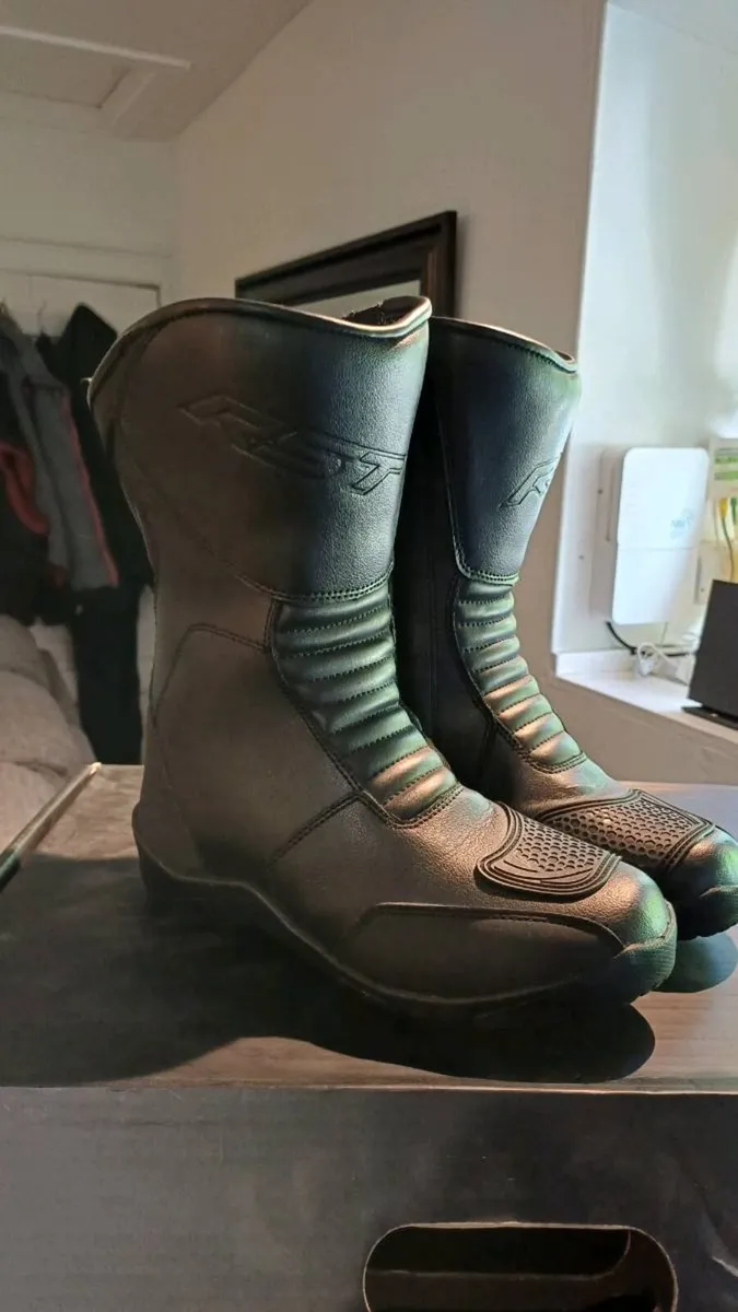 Motorcycle Boots - Image 2